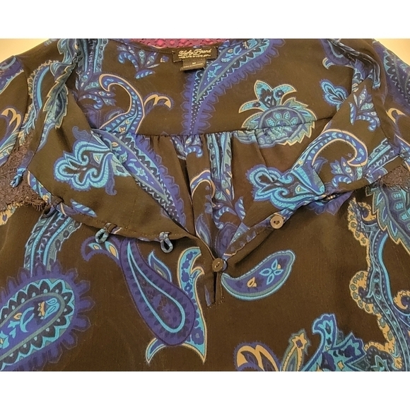 Women's Lucky Brand Blouse Top size medium - Picture 9 of 12